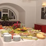 מלון Ostrov נימבורק