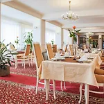 Ostrov Hotell Nymburk