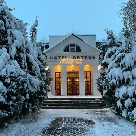 Ostrov Hotel