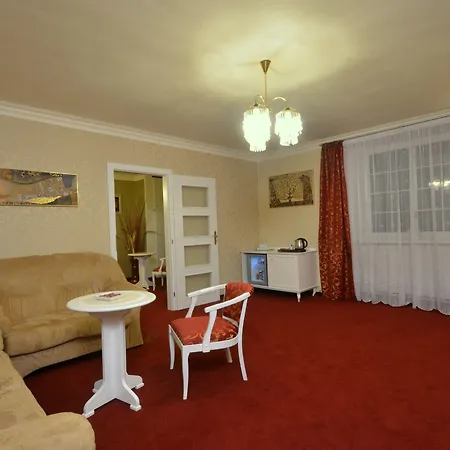 Ostrov 4*