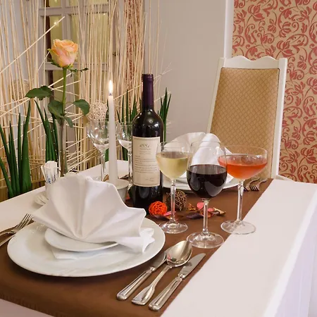 Ostrov Hotel