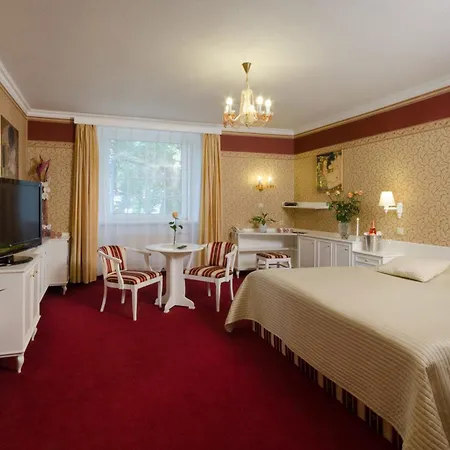 Hotel Ostrov Nymburk