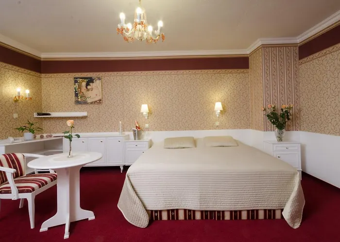 Ostrov 4*